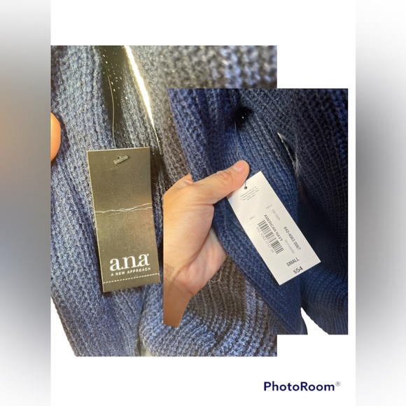 NWT a.n.a a new approach Blue Long Sleeve Pearl Knitted Sweater Small - Picture 6 of 6